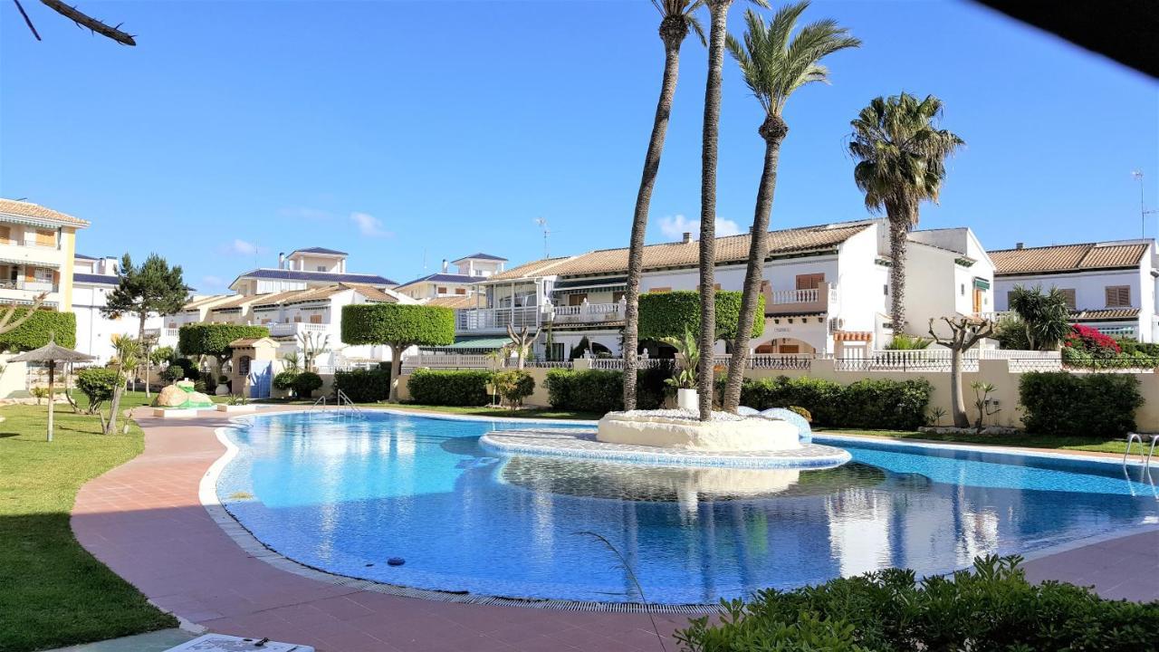 Lovely Apartment Near The Beach In Sunny La Mata Torrevieja Eksteriør billede