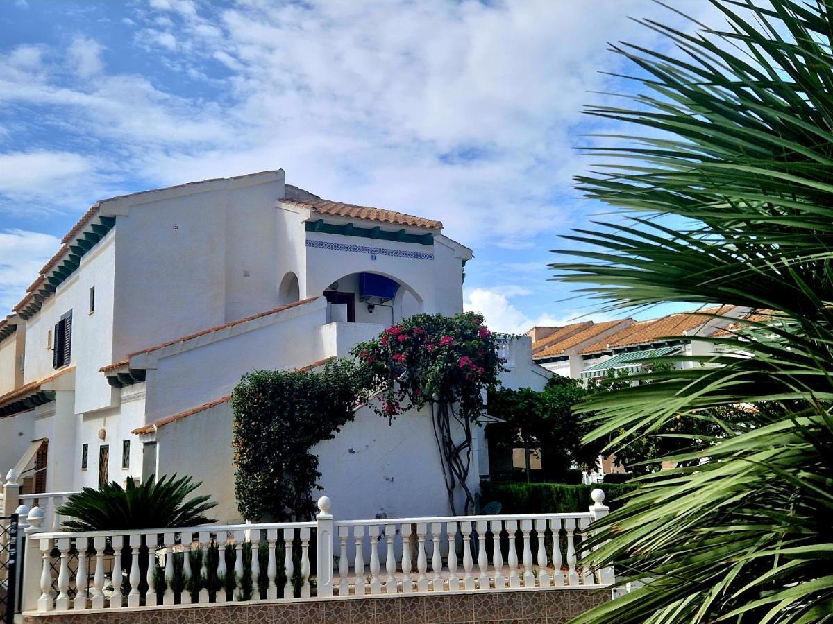 Lovely Apartment Near The Beach In Sunny La Mata Torrevieja Eksteriør billede