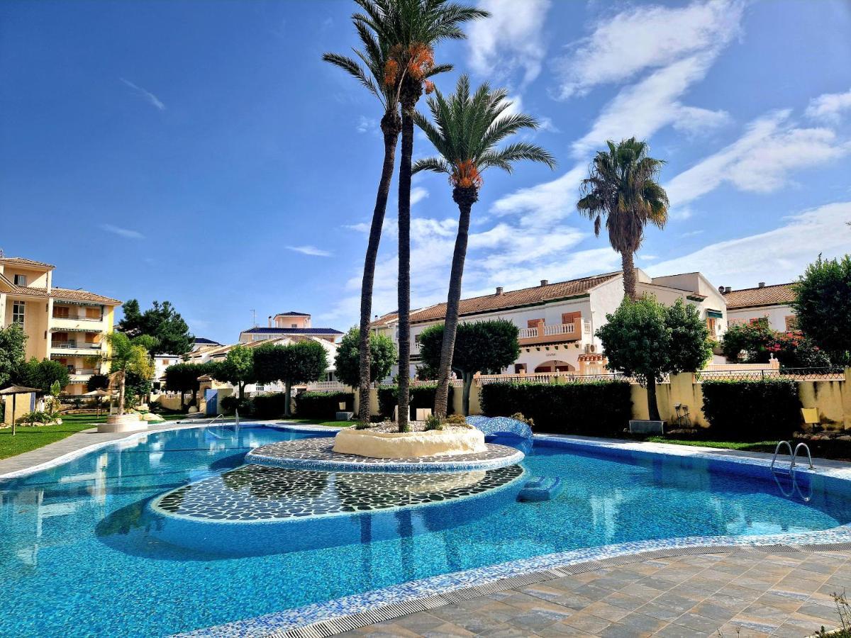 Lovely Apartment Near The Beach In Sunny La Mata Torrevieja Eksteriør billede