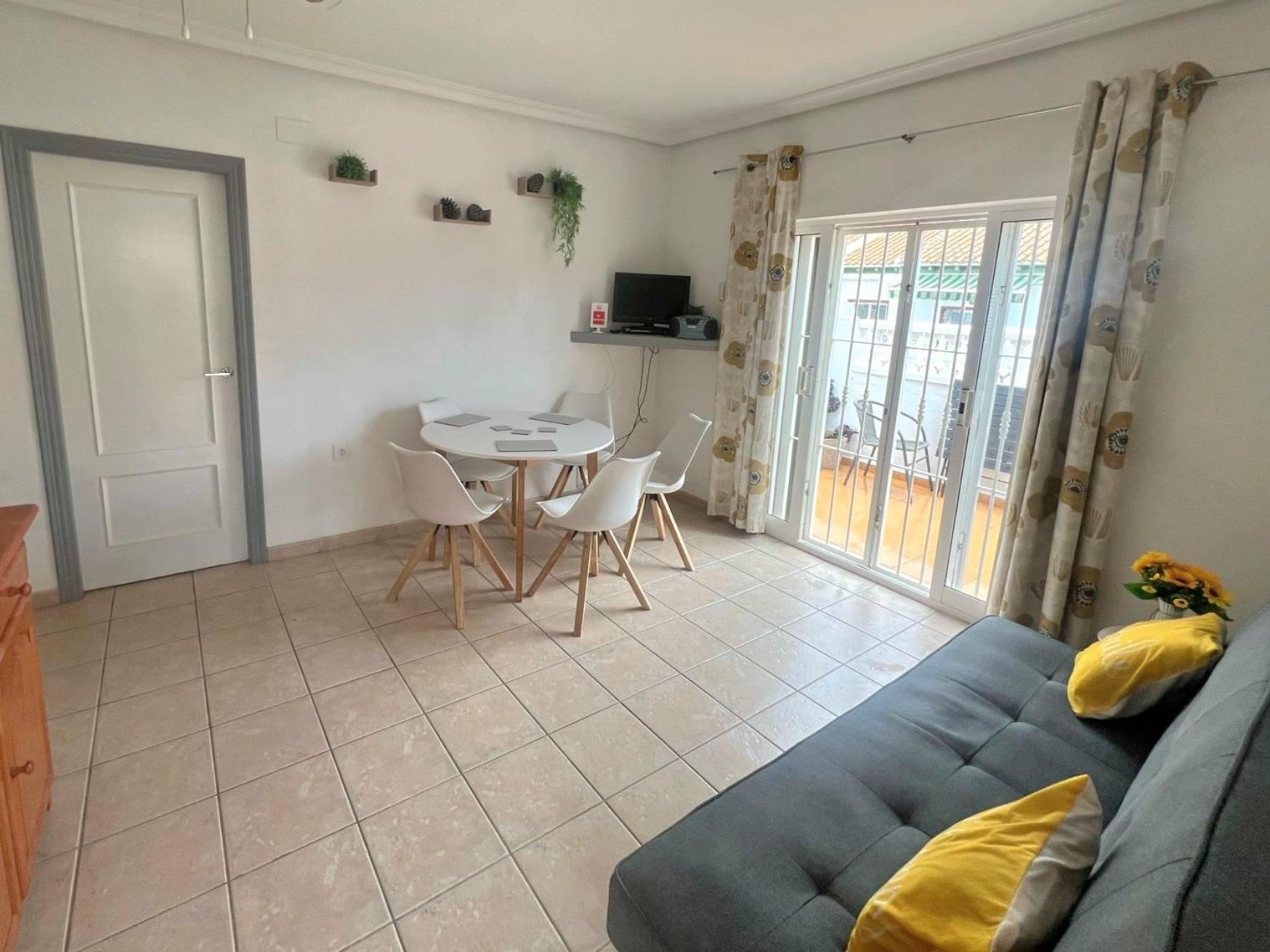 Lovely Apartment Near The Beach In Sunny La Mata Torrevieja Eksteriør billede